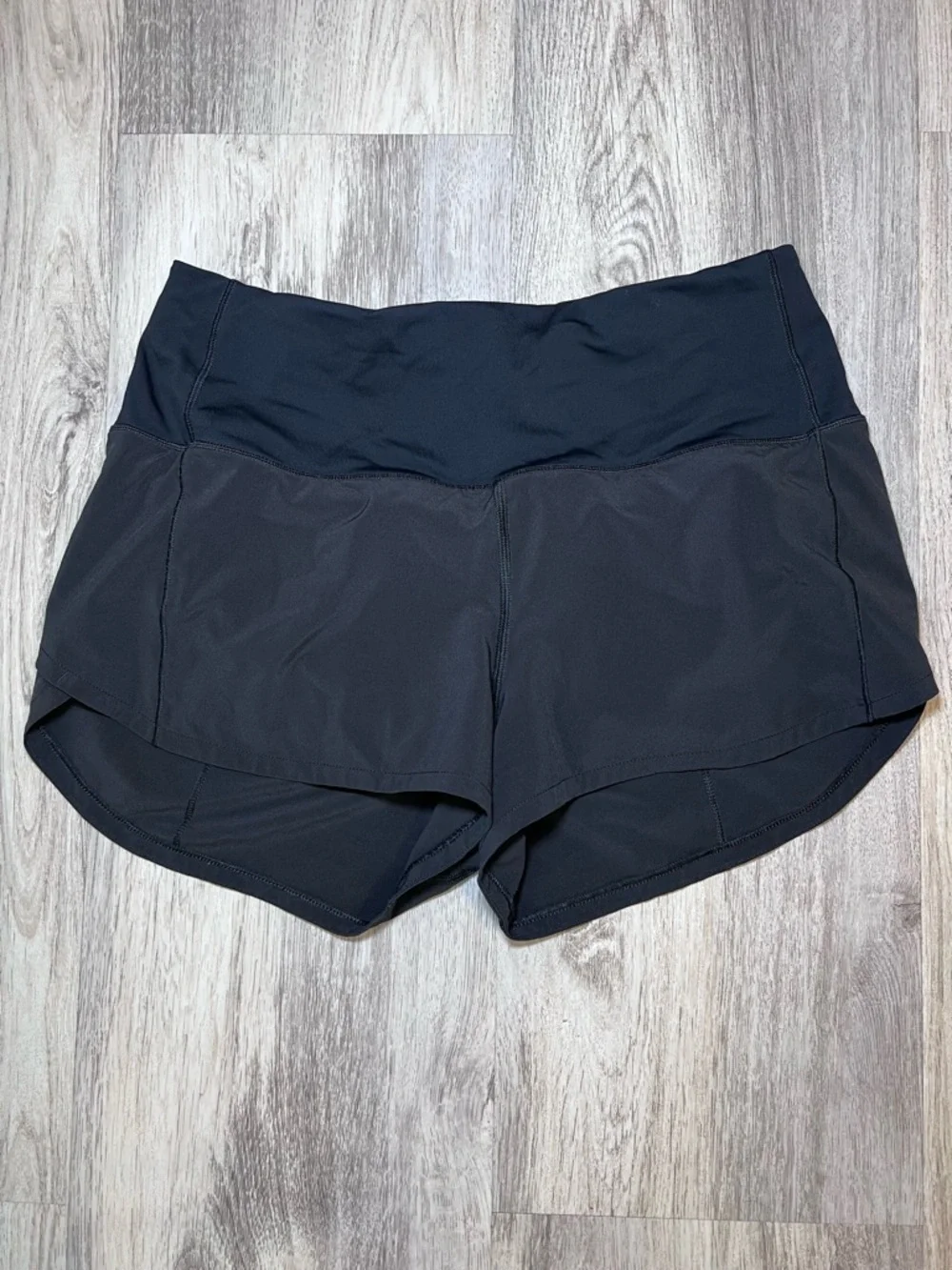 Lululemon Black Women's Athletic Shorts Size 6